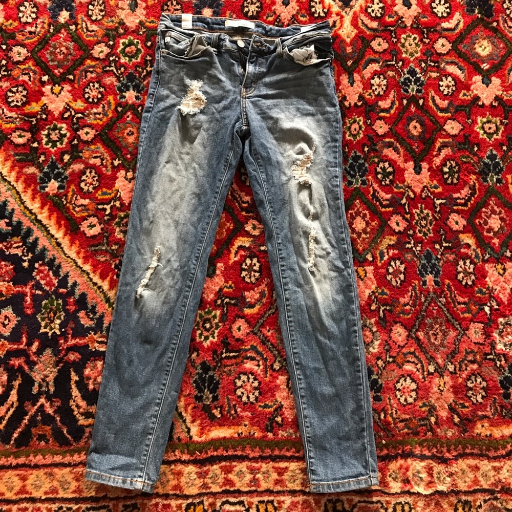 KanCan Distressed Jeans